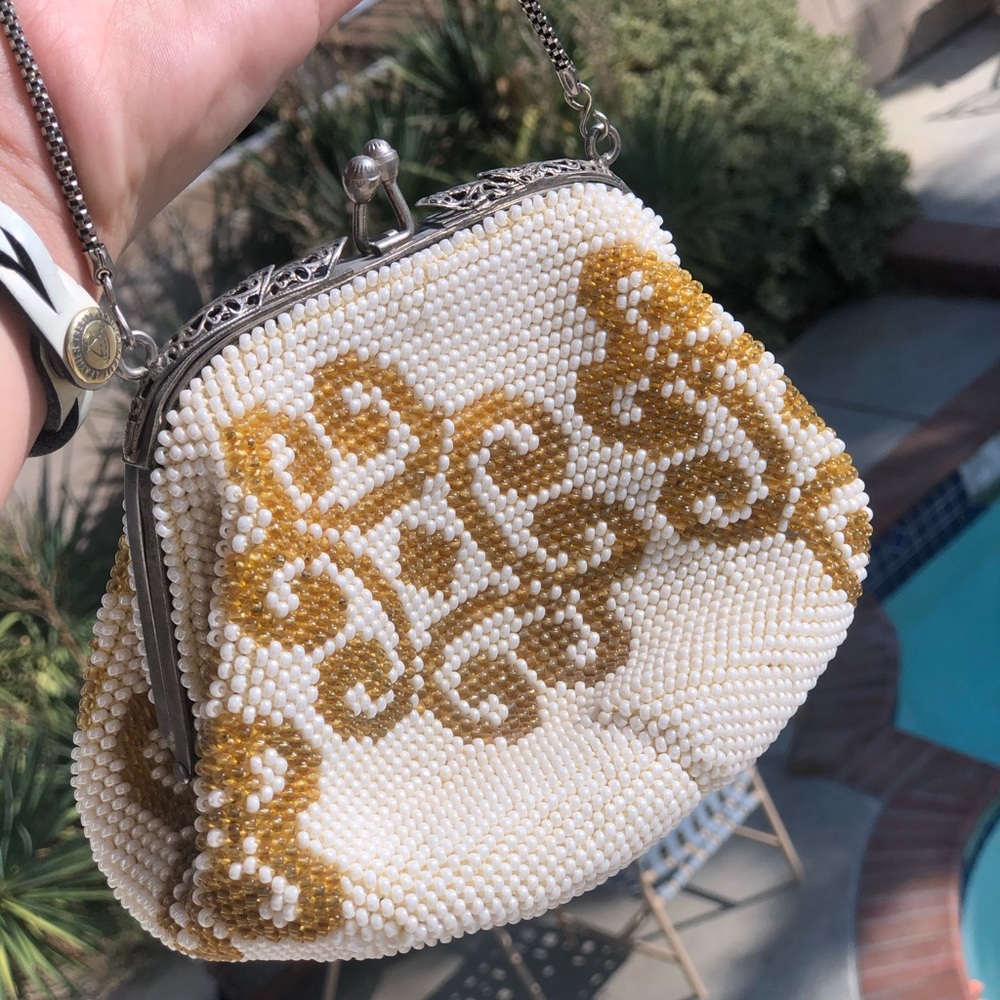 Handmade Beaded 60s clutch
